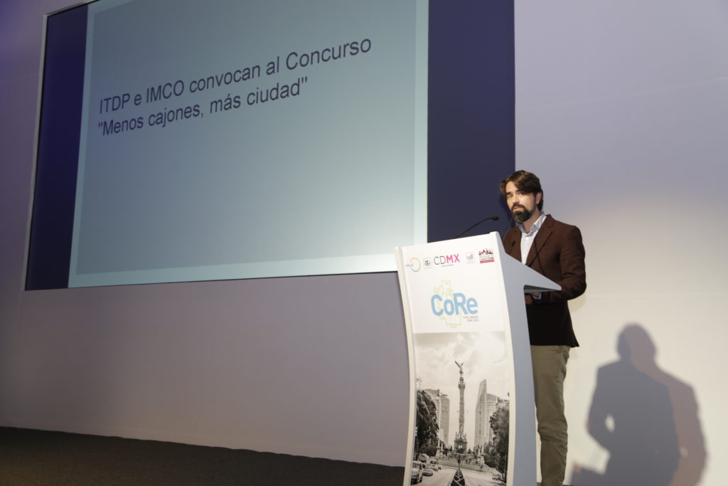 CoRe | Foro Urbano CDMX 2016. Menos cajones, más ciudad.